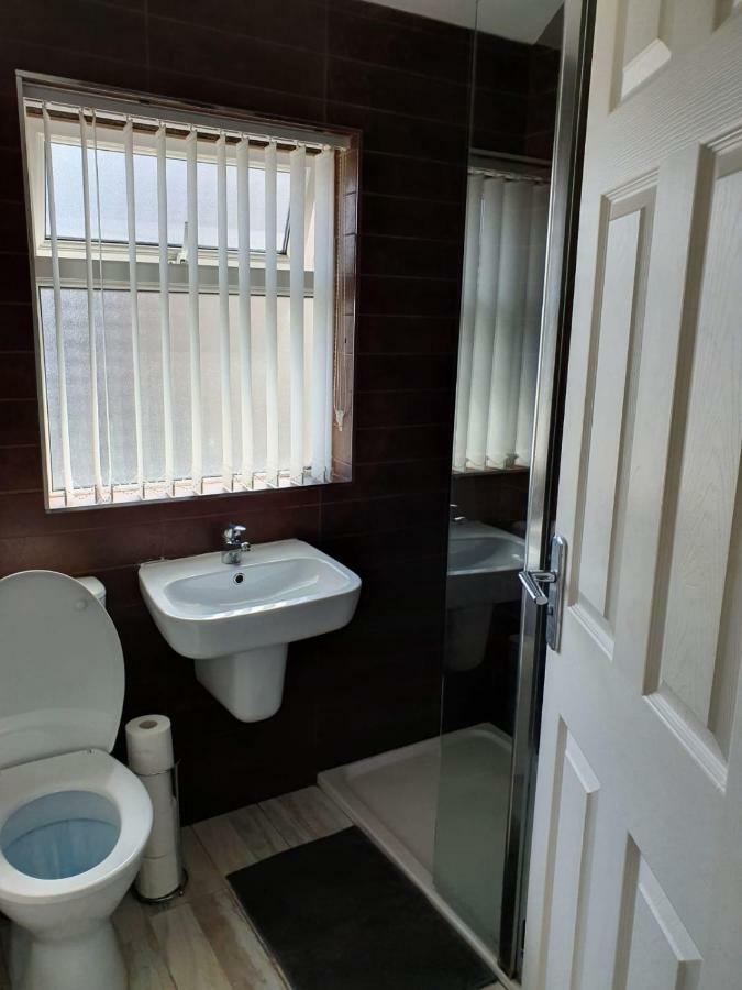 Broadway Belfast Villa Luaran gambar
